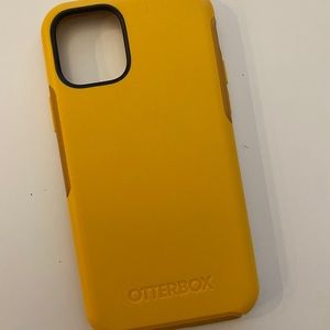 iPhone 11 Pro otter box case